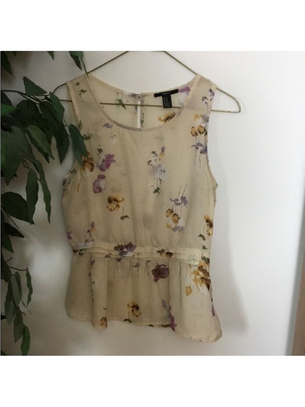 Forever 21 floral babydoll style semi sheer tank top Woman’s Medium